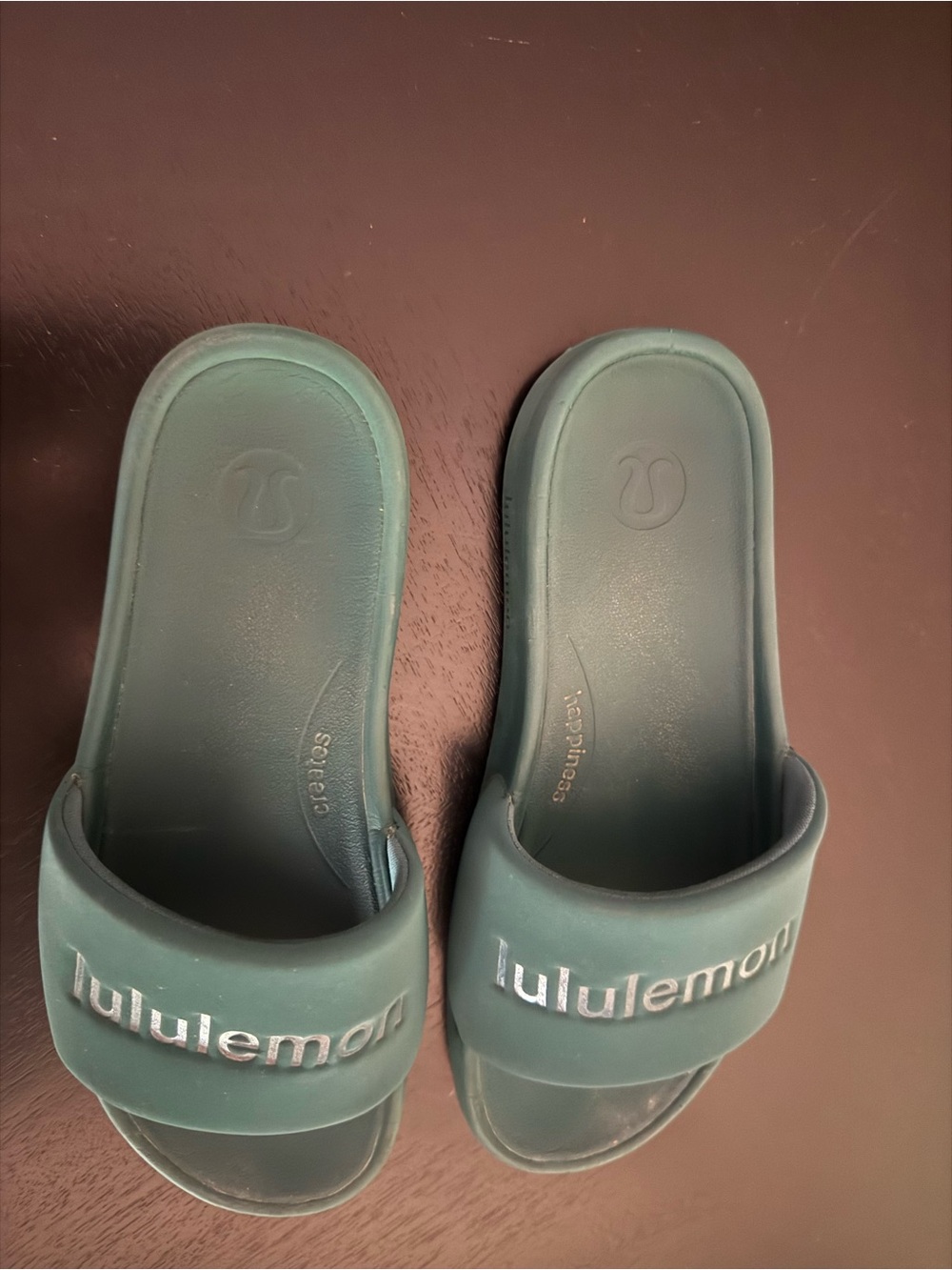 lululemon athletica Kids Teal Slide Sandals with White Logo - Picture 2 of 3
